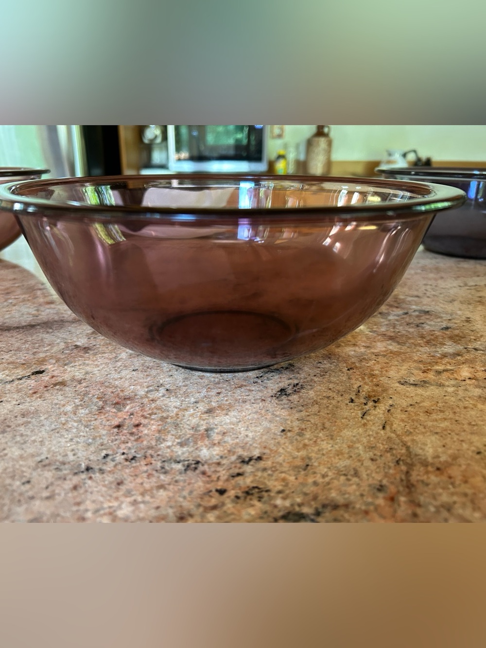 Pyrex Cranberry #325 2.5 liter Glass Mixing Bowl w/Rim 9.75” wide 5”D No chips.